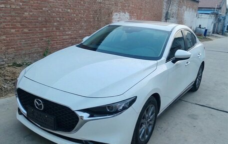 Mazda 3, 2021 год, 1 790 000 рублей, 2 фотография