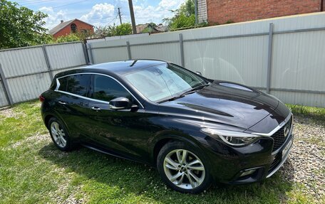 Infiniti Q30, 2016 год, 1 800 000 рублей, 3 фотография