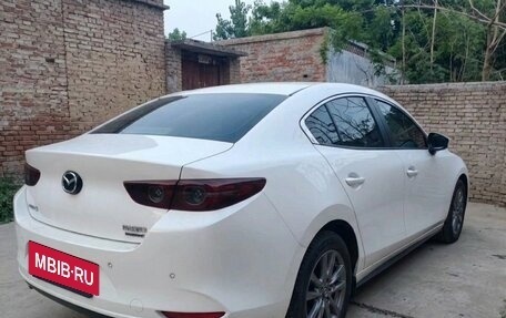 Mazda 3, 2021 год, 1 790 000 рублей, 4 фотография