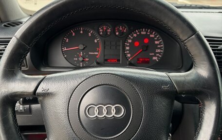 Audi A4, 1999 год, 450 000 рублей, 4 фотография