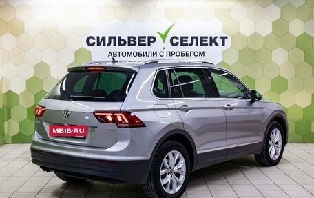 Volkswagen Tiguan II, 2020 год, 3 250 000 рублей, 2 фотография