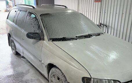Opel Omega B, 1999 год, 135 000 рублей, 1 фотография