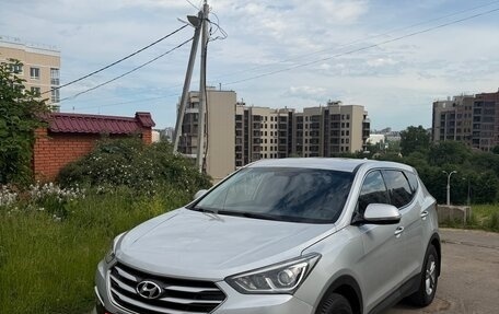 Hyundai Santa Fe III рестайлинг, 2018 год, 2 300 000 рублей, 1 фотография