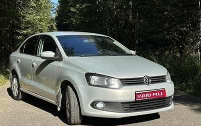 Volkswagen Polo VI (EU Market), 2013 год, 990 000 рублей, 1 фотография