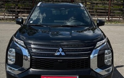 Mitsubishi Outlander, 2023 год, 4 500 000 рублей, 1 фотография