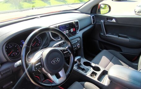 KIA Sportage IV рестайлинг, 2020 год, 2 300 000 рублей, 7 фотография