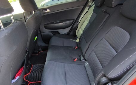 KIA Sportage IV рестайлинг, 2020 год, 2 300 000 рублей, 8 фотография
