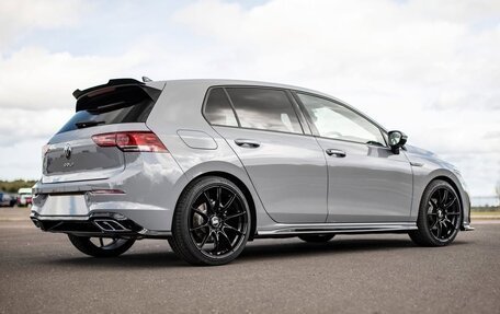 Volkswagen Golf VIII, 2022 год, 1 990 000 рублей, 4 фотография