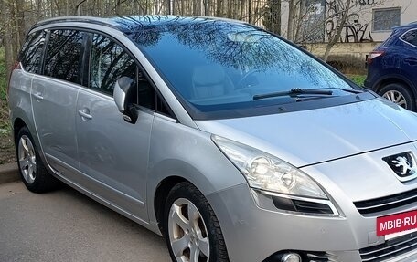 Peugeot 5008 I рестайлинг, 2011 год, 770 000 рублей, 3 фотография