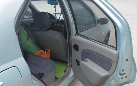Renault Logan I, 2006 год, 230 000 рублей, 2 фотография