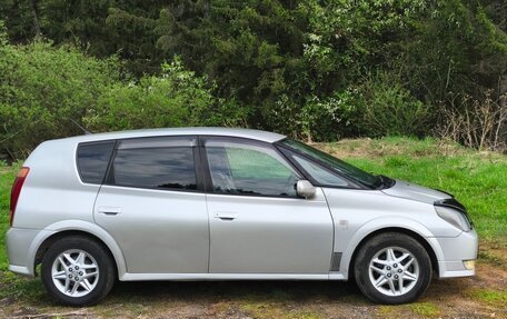 Toyota Opa I рестайлинг, 2002 год, 539 000 рублей, 3 фотография
