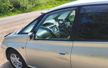 Toyota Opa I рестайлинг, 2002 год, 539 000 рублей, 8 фотография