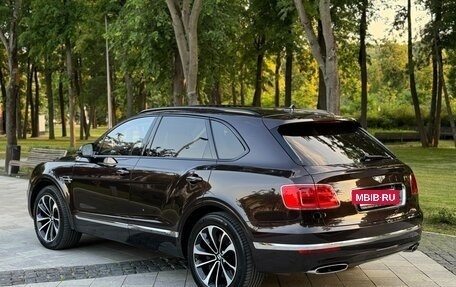 Bentley Bentayga I, 2016 год, 8 850 000 рублей, 5 фотография
