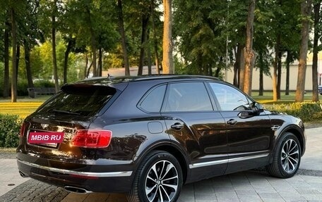 Bentley Bentayga I, 2016 год, 8 850 000 рублей, 7 фотография