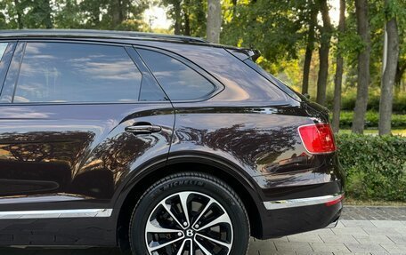 Bentley Bentayga I, 2016 год, 8 850 000 рублей, 11 фотография