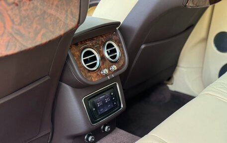 Bentley Bentayga I, 2016 год, 8 850 000 рублей, 21 фотография