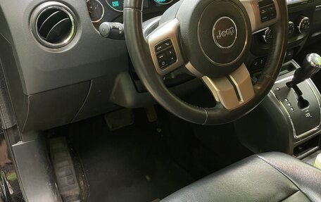 Jeep Liberty (Patriot), 2012 год, 1 010 000 рублей, 15 фотография