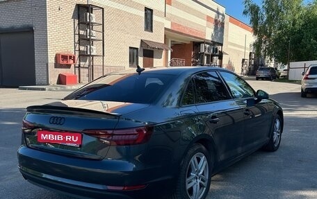 Audi A4, 2017 год, 2 500 000 рублей, 4 фотография