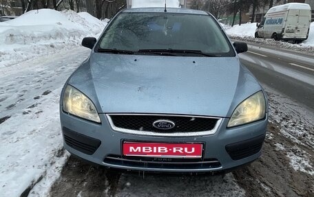 Ford Focus II рестайлинг, 2005 год, 390 000 рублей, 1 фотография