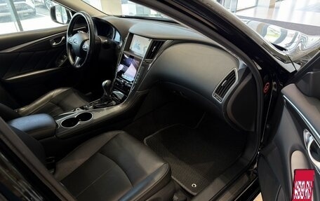 Infiniti Q50 I рестайлинг, 2014 год, 1 750 000 рублей, 18 фотография