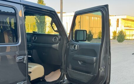 Jeep Wrangler, 2018 год, 4 090 000 рублей, 11 фотография