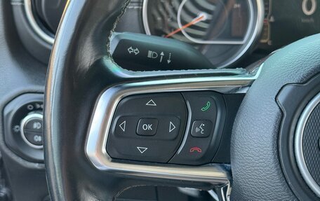 Jeep Wrangler, 2018 год, 4 090 000 рублей, 24 фотография