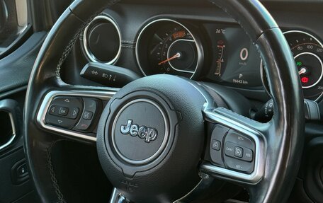 Jeep Wrangler, 2018 год, 4 090 000 рублей, 17 фотография