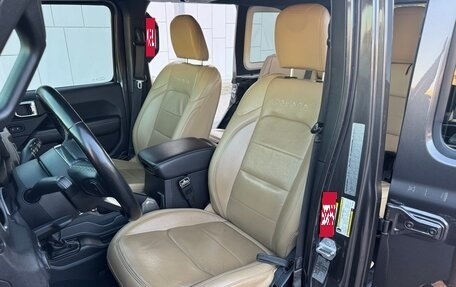 Jeep Wrangler, 2018 год, 4 090 000 рублей, 19 фотография