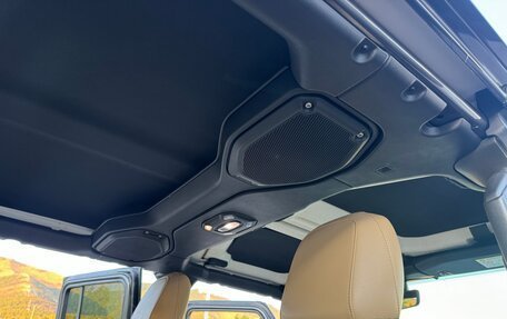 Jeep Wrangler, 2018 год, 4 090 000 рублей, 30 фотография