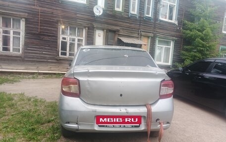 Renault Logan II, 2016 год, 230 000 рублей, 2 фотография