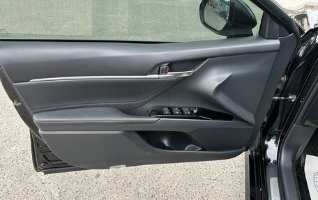 Toyota Camry, 2018 год, 2 750 000 рублей, 15 фотография