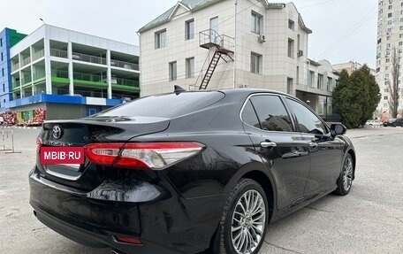 Toyota Camry, 2018 год, 2 750 000 рублей, 18 фотография