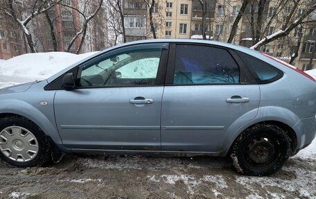 Ford Focus II рестайлинг, 2005 год, 390 000 рублей, 2 фотография