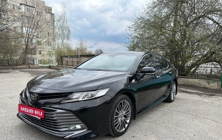 Toyota Camry, 2018 год, 2 750 000 рублей, 23 фотография
