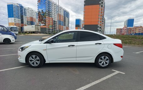 Hyundai Solaris II рестайлинг, 2015 год, 870 000 рублей, 5 фотография