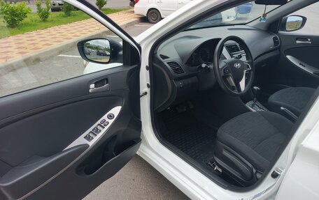 Hyundai Solaris II рестайлинг, 2015 год, 870 000 рублей, 21 фотография