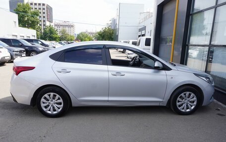 Hyundai Solaris II рестайлинг, 2017 год, 1 250 000 рублей, 4 фотография