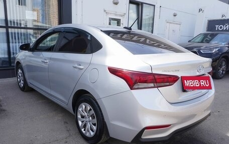 Hyundai Solaris II рестайлинг, 2017 год, 1 250 000 рублей, 7 фотография