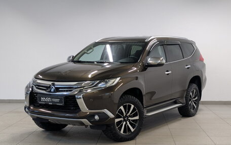 Mitsubishi Pajero Sport III рестайлинг, 2017 год, 2 750 000 рублей, 1 фотография