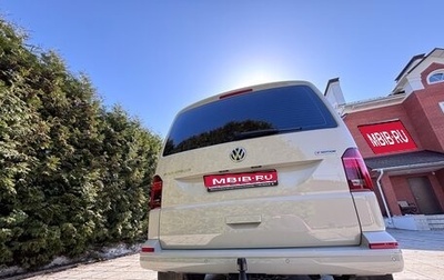 Volkswagen Caravelle T6 рестайлинг, 2021 год, 6 000 000 рублей, 1 фотография