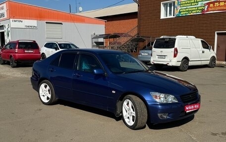 Toyota Altezza, 2001 год, 950 000 рублей, 1 фотография