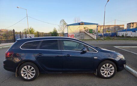 Opel Astra J, 2011 год, 740 000 рублей, 3 фотография