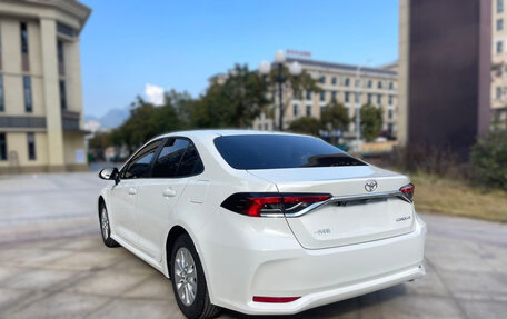 Toyota Corolla, 2021 год, 1 710 000 рублей, 4 фотография