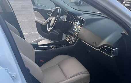Jaguar F-Pace, 2020 год, 3 500 000 рублей, 11 фотография