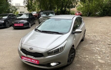 KIA cee'd III, 2013 год, 1 100 000 рублей, 2 фотография