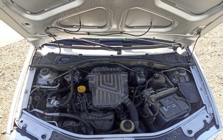 Renault Logan I, 2013 год, 320 000 рублей, 2 фотография