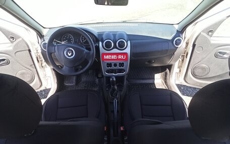 Renault Logan I, 2013 год, 320 000 рублей, 4 фотография