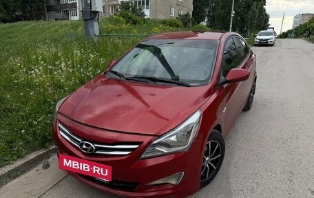 Hyundai Solaris II рестайлинг, 2015 год, 590 000 рублей, 2 фотография