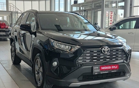 Toyota RAV4, 2020 год, 3 350 000 рублей, 3 фотография