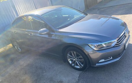 Volkswagen Passat B8 рестайлинг, 2016 год, 1 755 000 рублей, 10 фотография